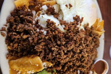 Chilaquiles con chorizo
