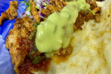 Sinaloa-style taco al pastor, very good for me, a white guy