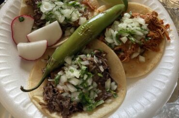 Pollo and Cabeza tacos from one of the many taco trucks in my town