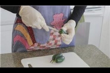 Hot Pepper Recipes : How to Freeze Hot Peppers