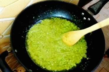 Spice Up Your Cooking | Homemade Green Pepper Sauce Recipe | Green Chill Easy Recipe