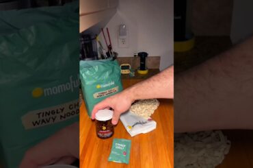 momofuku tingly chili wavy noodles