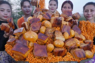 Yummy cooking noodle chili with pork braised cook recipe - Amazing video