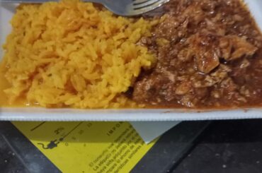 Molito de puerco con arroz azafranado