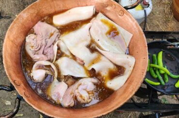 Carnitas En Cazo De Cobre