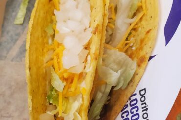 BEHOLD! The sour cream and onion taco ! (Crunchy taco + onions and sour cream) (I can't believe I have been on this world 50+ years and never made one of these)