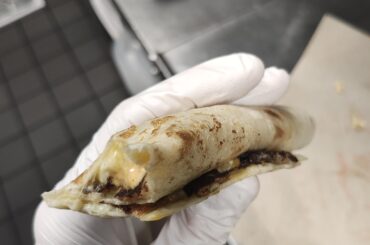 Grilled union chicken chipotle melt