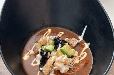 Sopa azteca (sopa de tortilla)