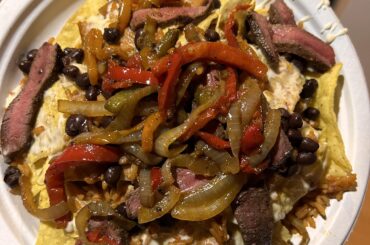 Are nachos actually Mexican food? Anyway here some nachos con venado
