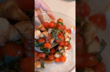 Making Caprese Salad #recipe #food #cooking #cookingshorts #shorts #cookingasmr
