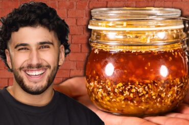 Easy Homemade CRISPY Chilli Oil Recipe!