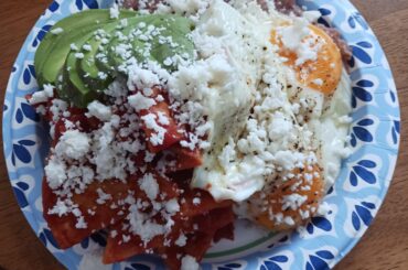 It's 5pm Chilaquiles for dinner