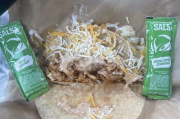 Mine was full and amazing and they gave me 2 sauces no extra charge.