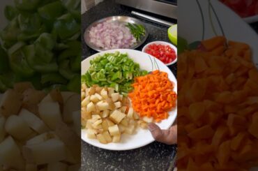 potato carrot capsicum curry #viral #breakfast #recipes #mixvegetablesrecipe #curry #shorts