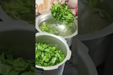 Palak Dal #trending #youtubeshorts #food #viralvideo #shortsfeed #shorts #short #viral #recipe