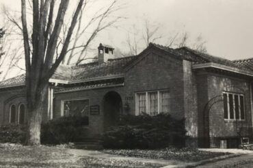 TIL There's a historic house in Colorado that was turned into a Taco Bell