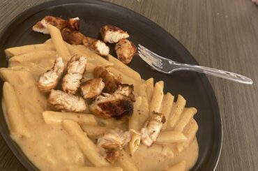 Chicken Alfredo was buss