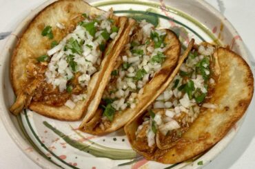 chicken tacos are not my favorite tacos, but they’re still pretty awesome.