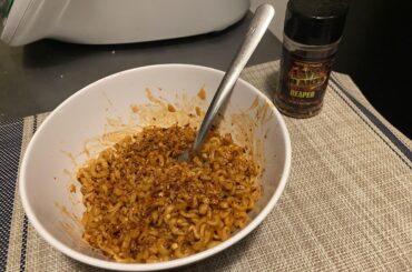 The only real way to get some heat out of buldak 3x ramen (reaper flakes)