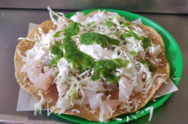 Tostada de pata con col
