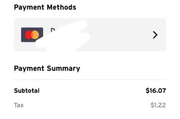 Taco Bell is stealing from its customers.