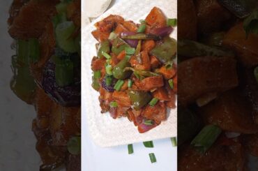 Idli Chilli Recipe | Chilli Recipe | Leftover Idli Recipe #shorts #recipe #viral