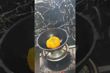 Capsicum Egg recipeTry this egg recipe #egg#capsicum#cooking#samayal#omlet#love#music