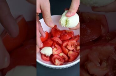 Simple Caprese Salad #shorts #cooking #food Can Programmer Cook Caprese Salad? @gennarocontaldo