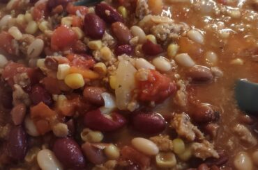 3 Bean and Corn Chili | Vegan Dinner | Beyond Meat