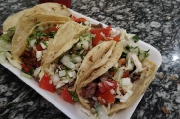 Tacos de bistec y chorizo after del after