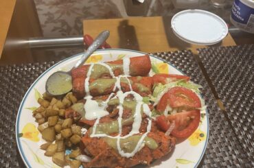 Mi esposa y suegra made me enchiladas tonight