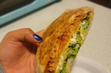 Tinga de pollo crunch wrap supreme. Hate it or love it