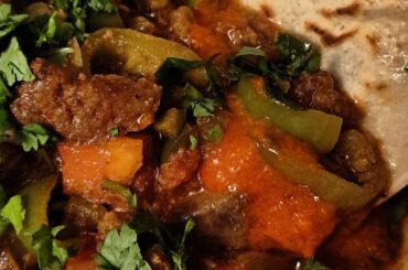 Higado encebollado a la mexicana