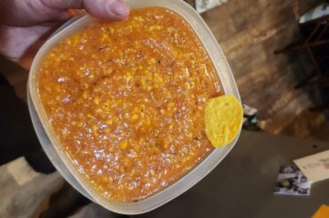 White Ghosty Bonnet Mango Roja