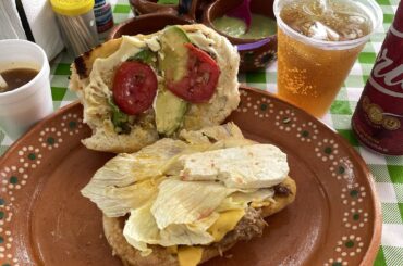 Torta de jamon y birria- PVR, Mexico