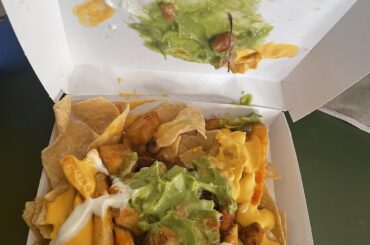 modified loaded beefy nachos