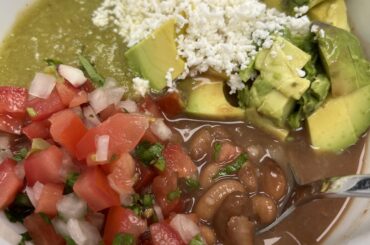 unos frijolitos de la olla