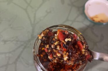 Is chili oil appropriate for this sub? Made some yesterday, tastes and smells amazing. I like to spread it on bread and eat it, it's full of flavor. Recipe below.