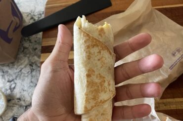 wtf is this sorry excuse for a “burrito”