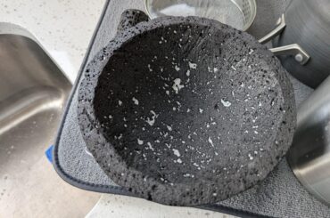 Deep set holes in new molcajete