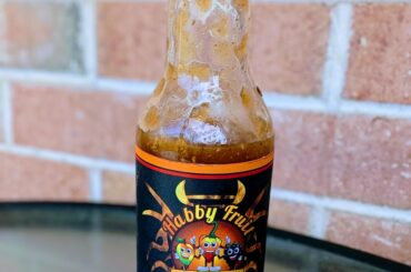 I'm not usually one to go for sauces with fruit in them but this is TREMENDOUS