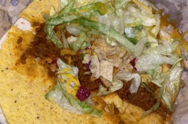 My Taco Bell ran out of red strips halfway through my double decker so they used crushed regular chips lol