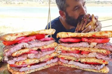 Pepper Bread Meat Burger / I Can't Explain the Recipe of This Delicacy, You Must Try It