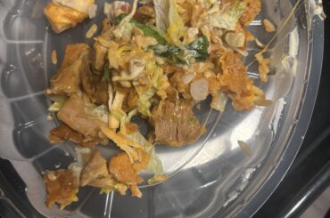 What part of a “veggie bowl”means add hella chicken