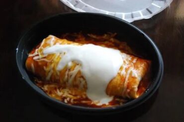 I’m begging Taco Bell to bring back the Smothered Burrito