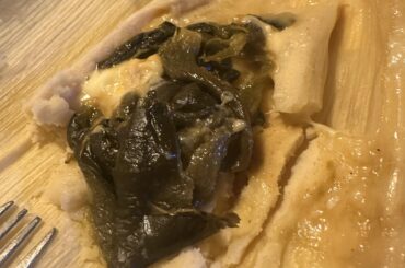 Tamales de chile y queso