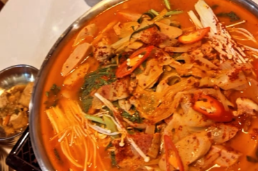 Let’s keep the Korean spicy hotpots and stews train going