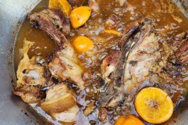 Vamos a mirar como me salen mis carnitas. Todo dia faltan dos horas y quiero murir de calor.