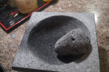 Getting paranoid, is my molcajete real or not?