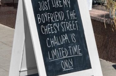 Taco Bell employee not messing around